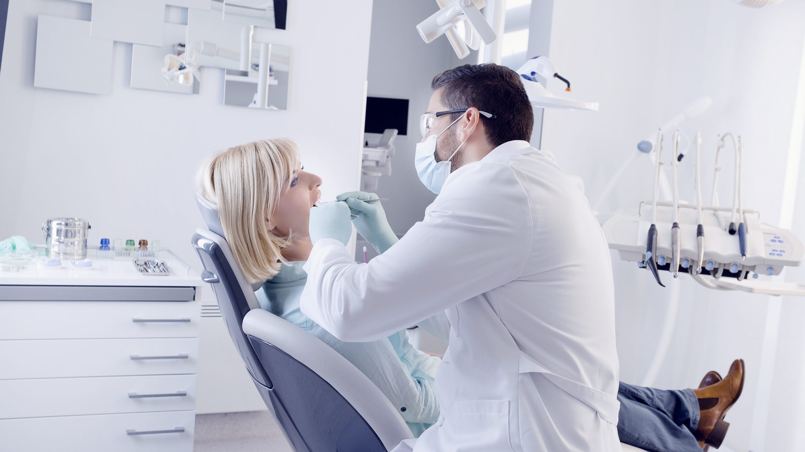 Dentist in Phoenix, AZ